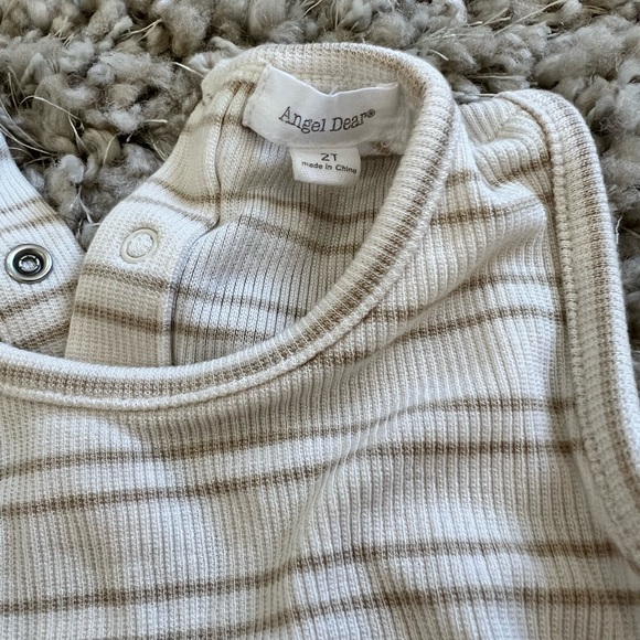 Size 2 toddler girl clothes bundle - Picture 2 of 5